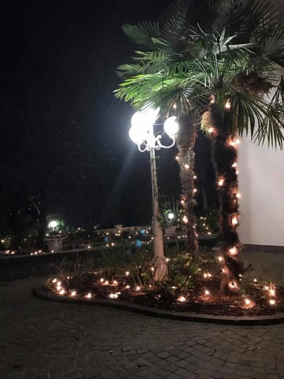 Hotel Ristorante La Grotta Castiglione Delle Stiviere Ngoại thất bức ảnh